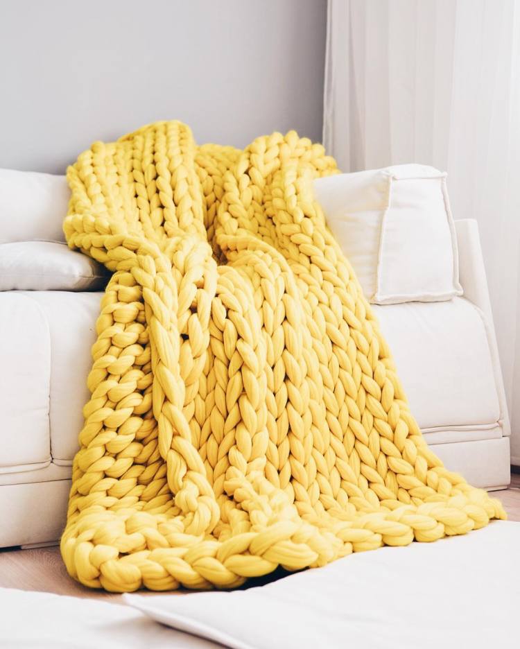 jeffontheroad-gift-ideas-home-chunky-knit-blanket